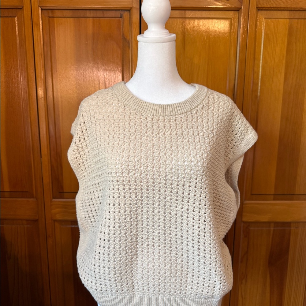 LOFT Cream Knit Sleeveless Crewneck Vest